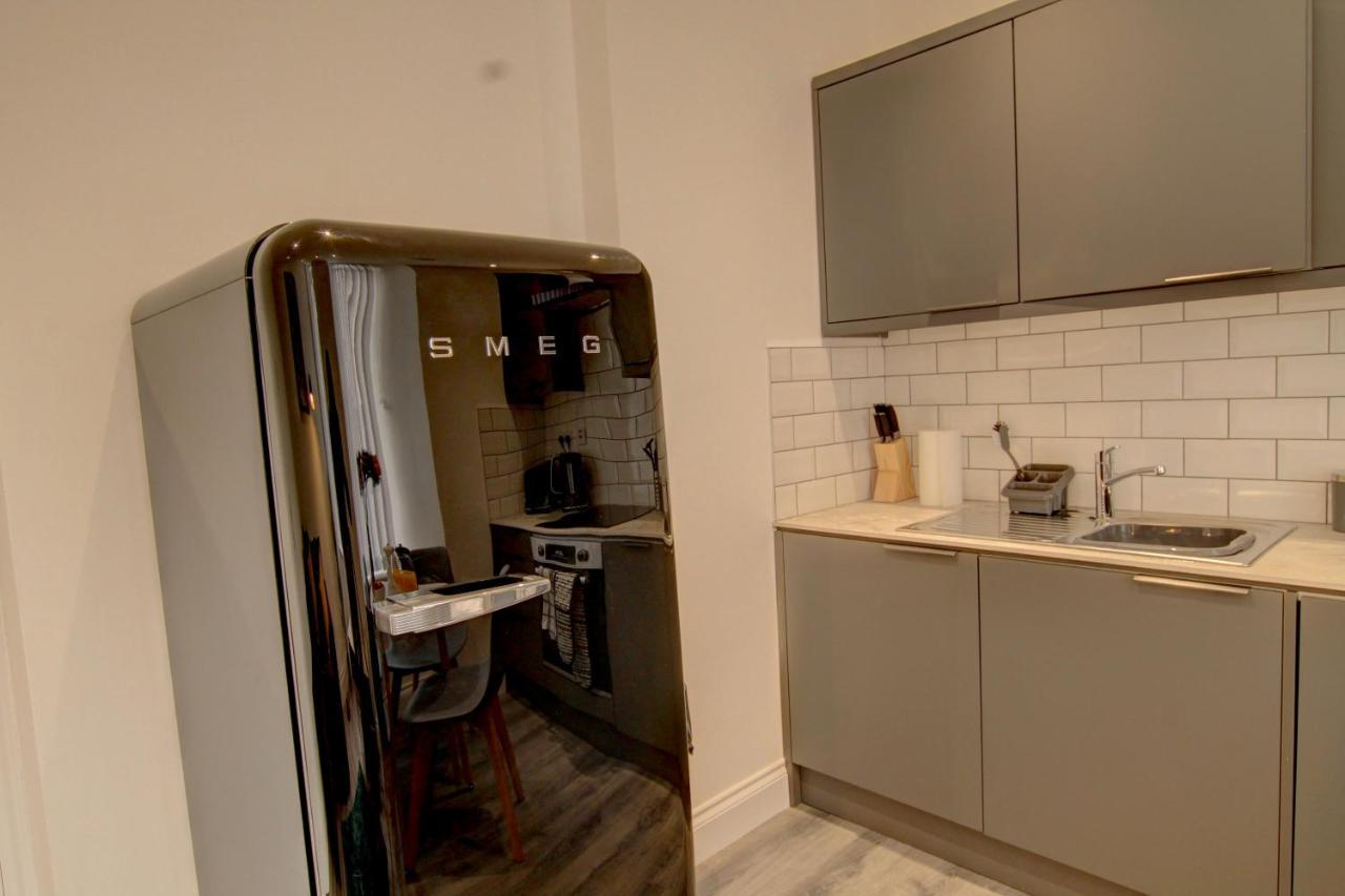 Bright & Stylish Apartment ดันดี ภายนอก รูปภาพ