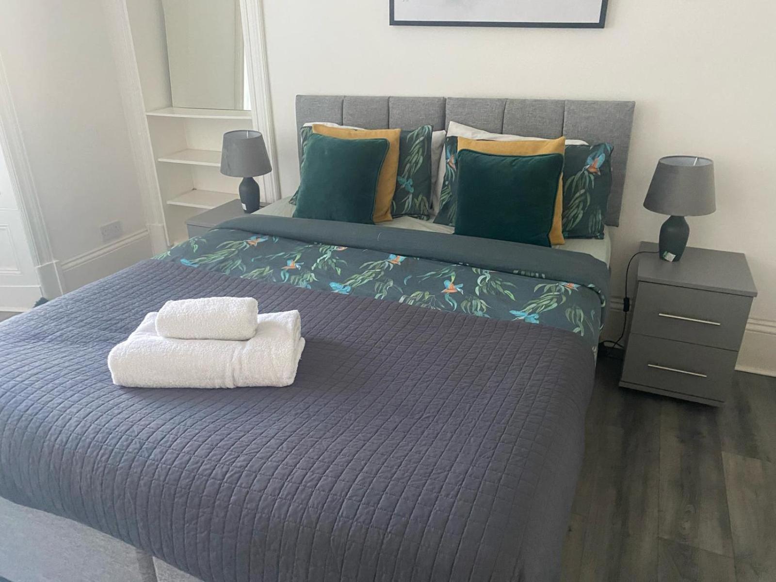 Bright & Stylish Apartment ดันดี ภายนอก รูปภาพ